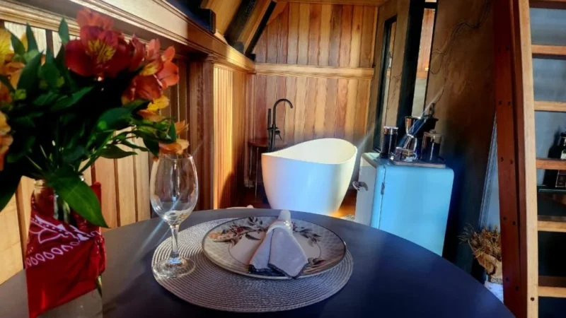 Um refúgio com cheiro de paz: Estância Casa de Madeira, no Paraná