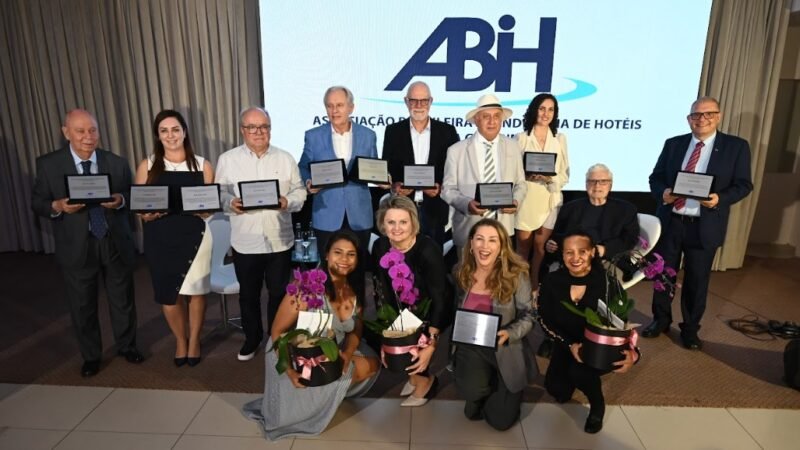 ABIH-SC celebra 60 anos e Dia do Hoteleiro em grande estilo