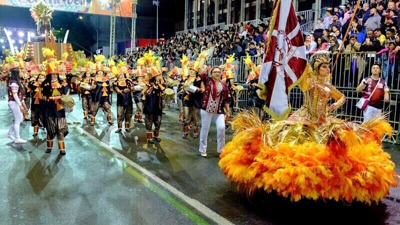 Muito além do samba: Curitiba aposta em ecletismo e organização para atrair foliões em 2026