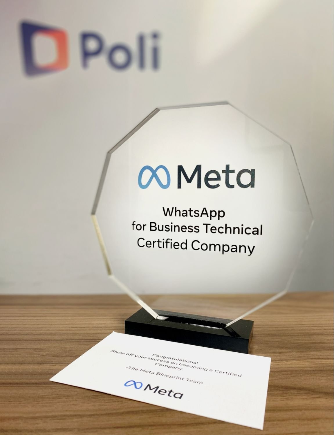 Poli Digital recebe certificação técnica da Meta para operar soluções oficiais do WhatsApp Business