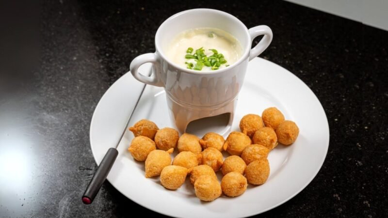 Fondue de Coxinha vira opção de happy hour para curtir o inverno em Curitiba