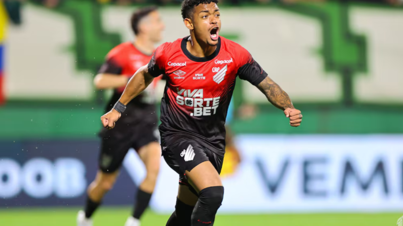 MP pediu absolvição, mas jogador do Athletico foi condenado: entenda por que isso é possível
