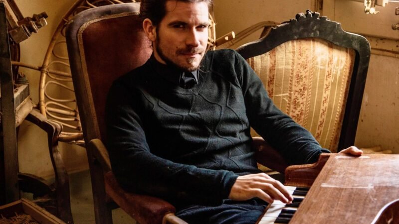 Pianista espanhol Marco Mezquida passa pelo Brasil com apresentações em quatro cidades