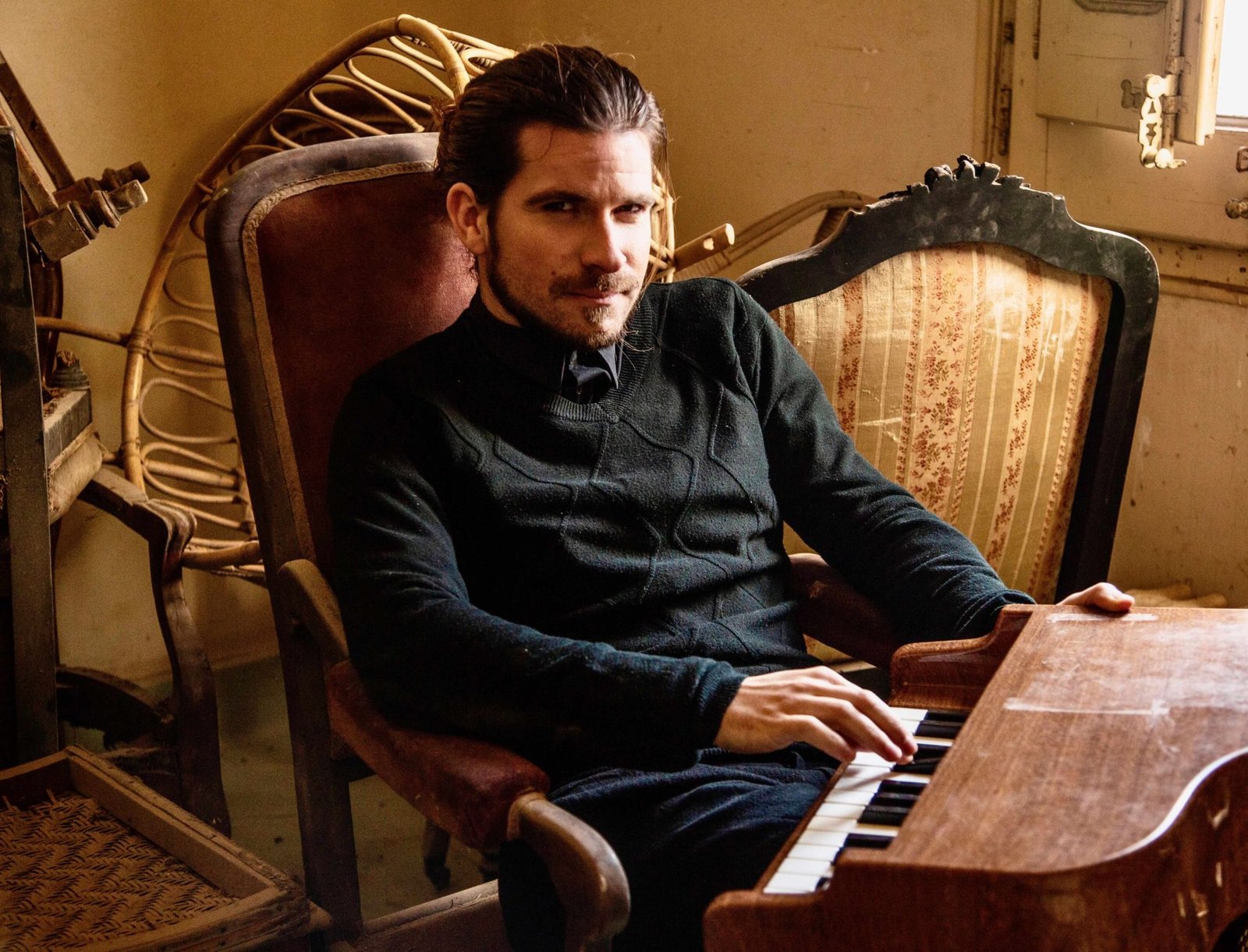 Pianista espanhol Marco Mezquida passa pelo Brasil com apresentações em quatro cidades