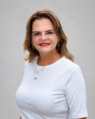 Um convite dá direita a um acompanhante?