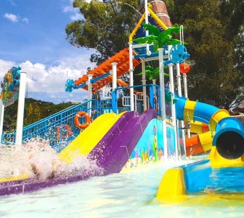 5 parques aquáticos perto de São Paulo para o mês das crianças
