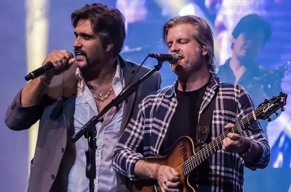 Zezé Di Camargo & Luciano e Victor & Leo fazem shows exclusivos para hóspedes em Foz do Iguaçu